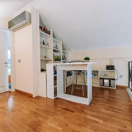 Villanova Apartment